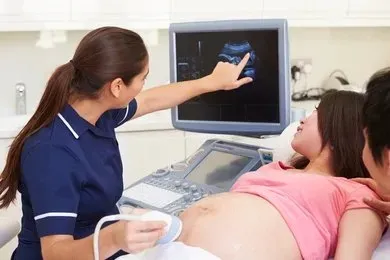 Navigating the Journey to Parenthood: Choosing the Right Fertility Clinic