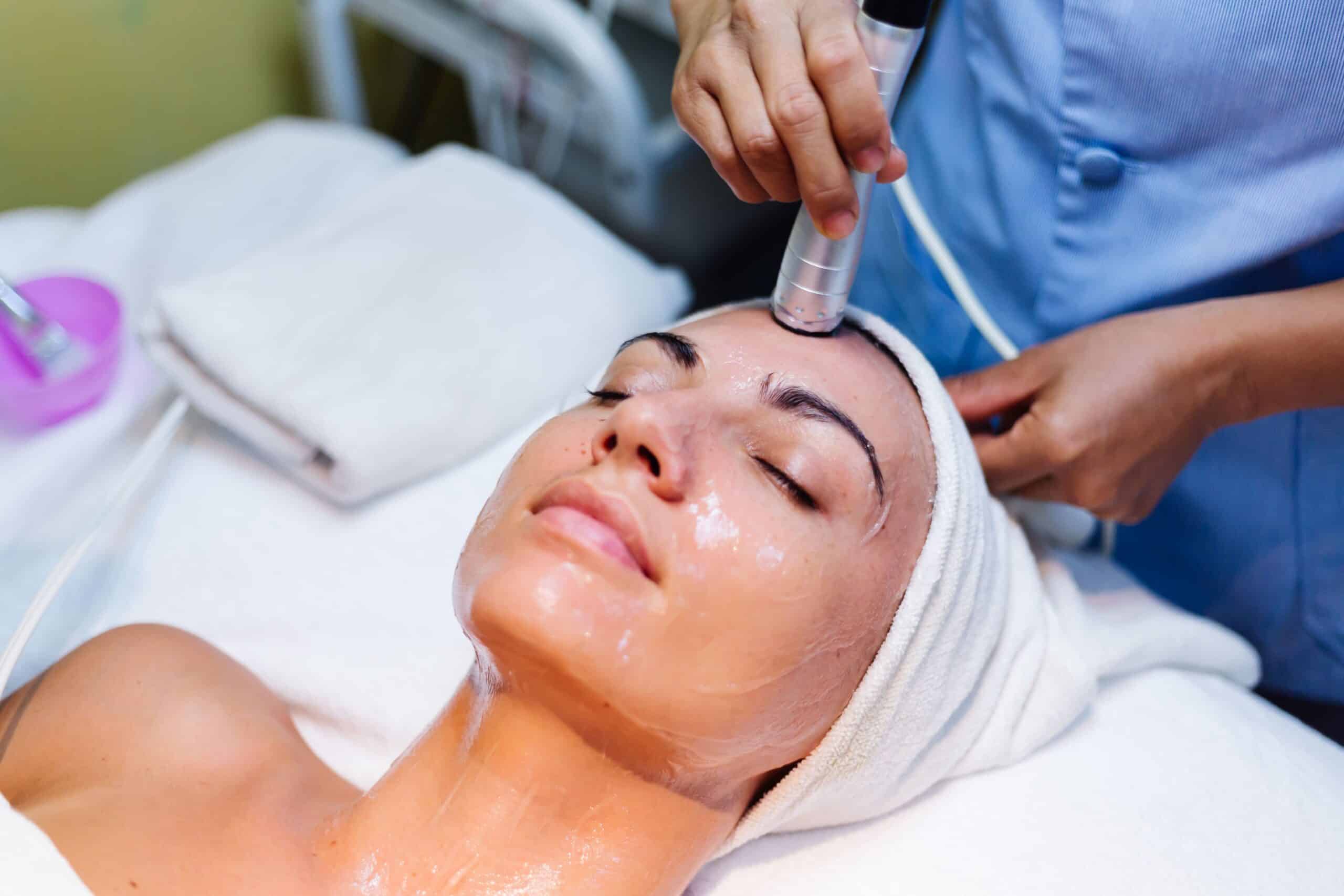 Everything you need to know about hydrafacial: Hydrafacial 101